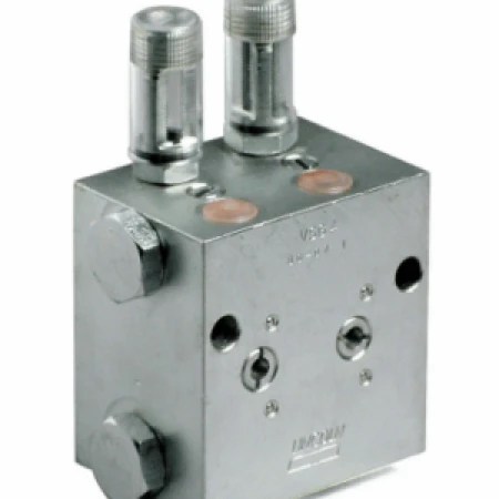 Bộ chia mỡ SKF 620-40921-4