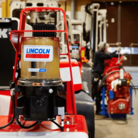Bơm bôi trơn hoạt động bằng điện Lincoln P203